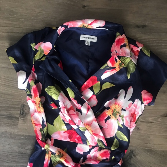 Shelby + Palmer floral pink shirt sleeve dress - Picture 4 of 11